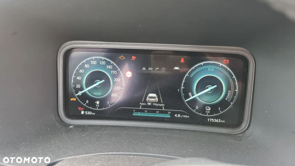 Hyundai Kona 1.6 GDI DCT Premium - 30