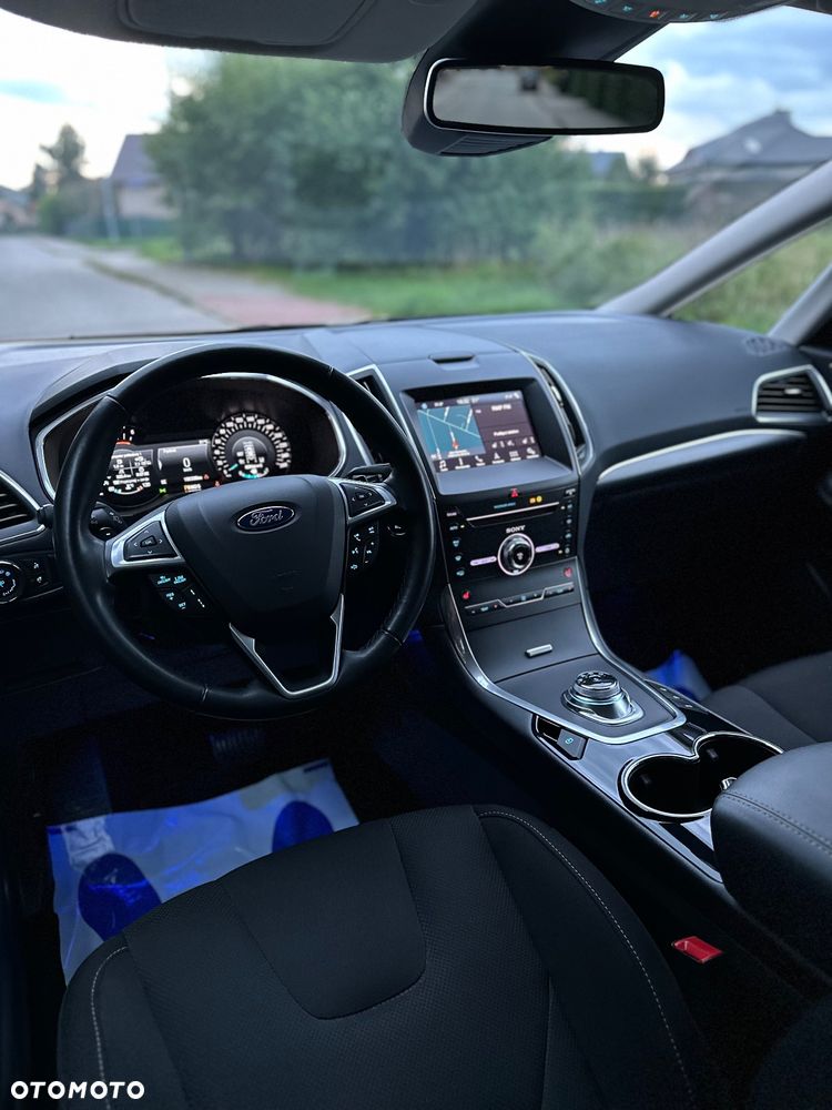 Ford S-Max 2.0 EcoBlue Titanium - 18