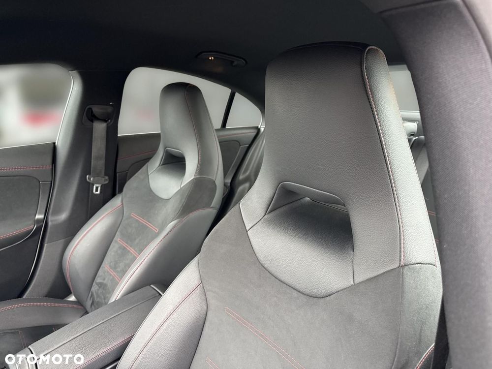 Mercedes-Benz CLA - 11