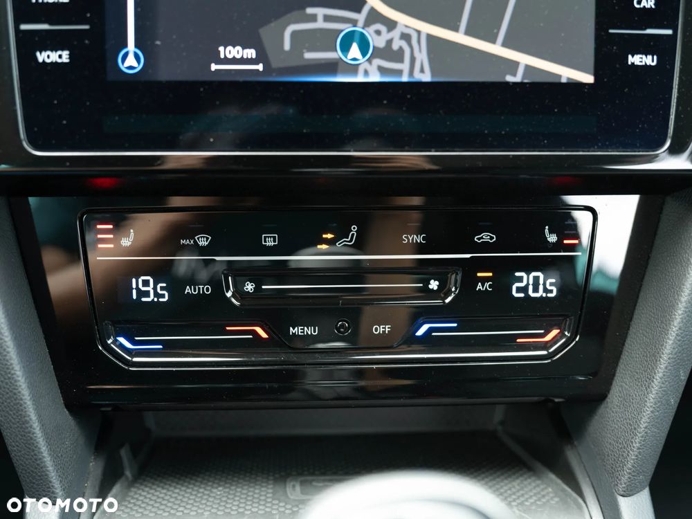 Volkswagen Passat 1.5 TSI EVO Elegance - 29