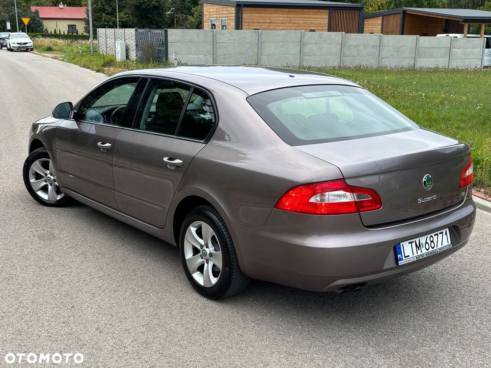 Skoda Superb - 20