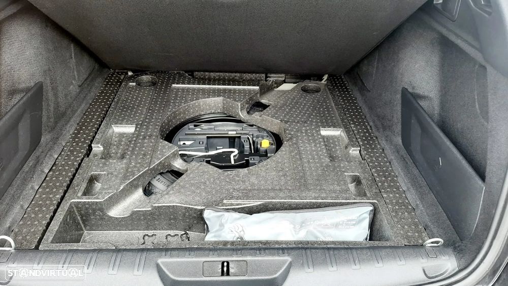 Peugeot 308 SW 1.5 BlueHDi Style - 12