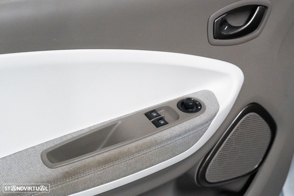 Renault Zoe (c/ Bateria) 41 kwh Intens - 13