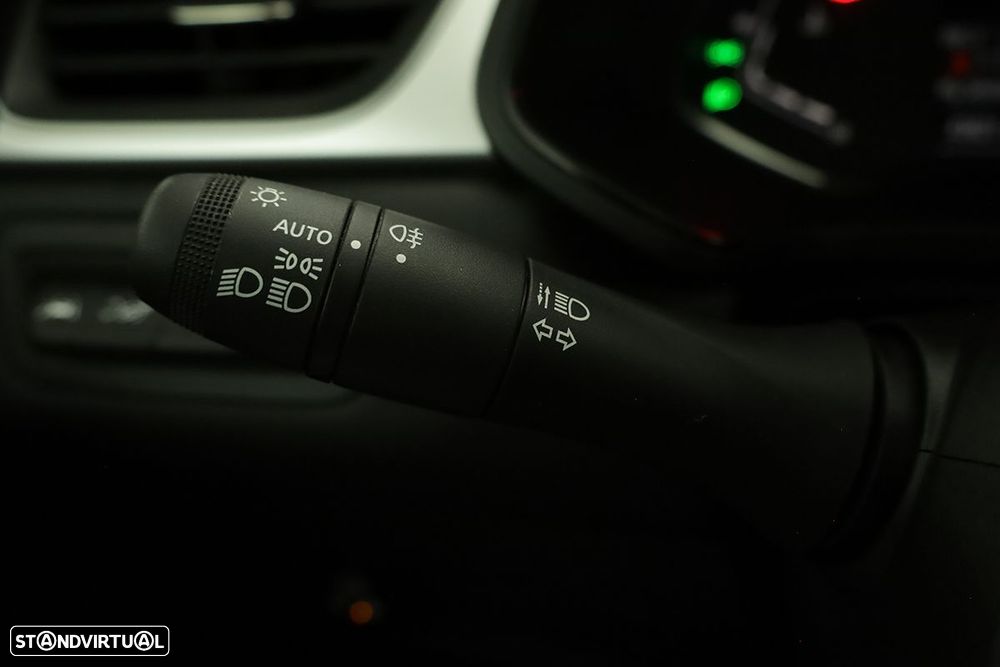 Renault Captur 1.0 TCe Techno Bi-Fuel - 16