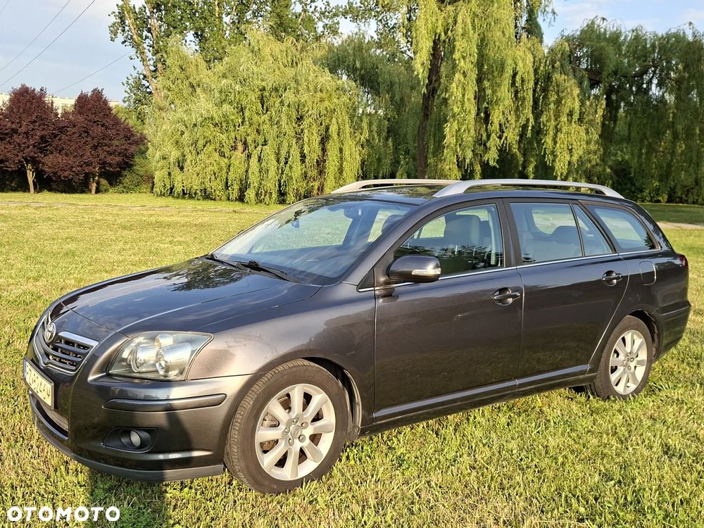 Toyota Avensis 1.8 VVT-i Sol - 20