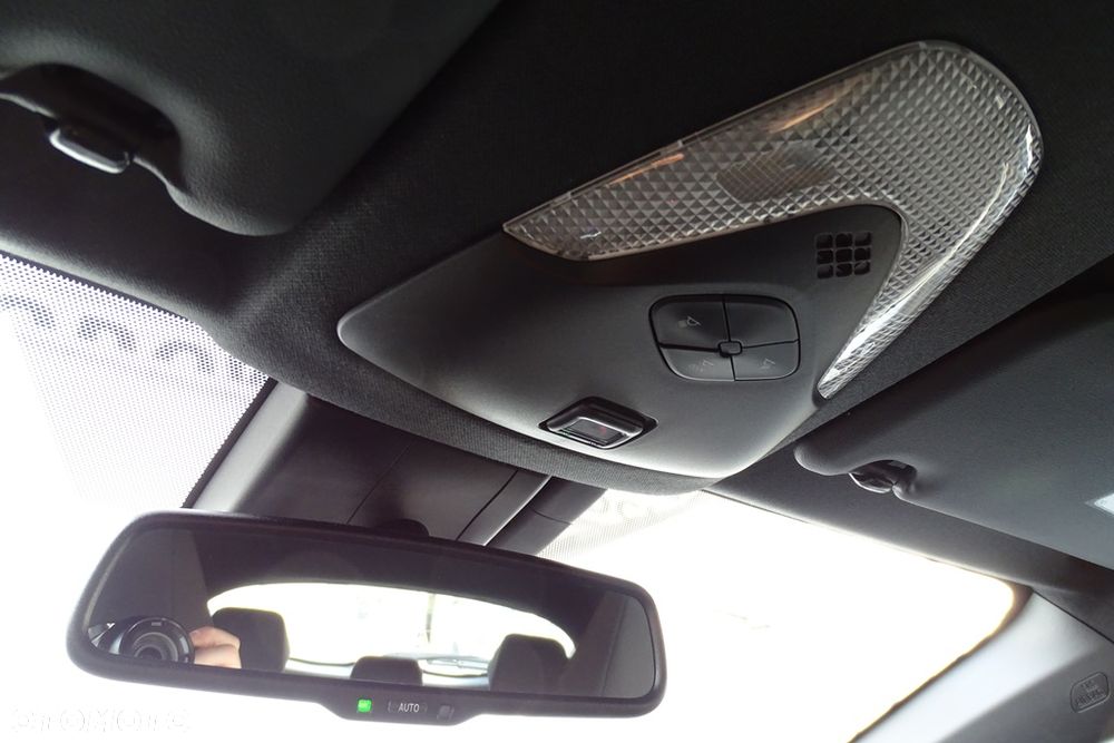 Toyota C-HR Business-Edition - 37