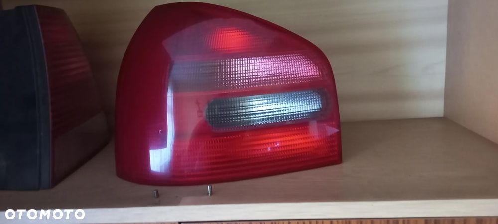 Audi A3 8L 96-00 lampa tylna lewa tył lewy oryginał - 1