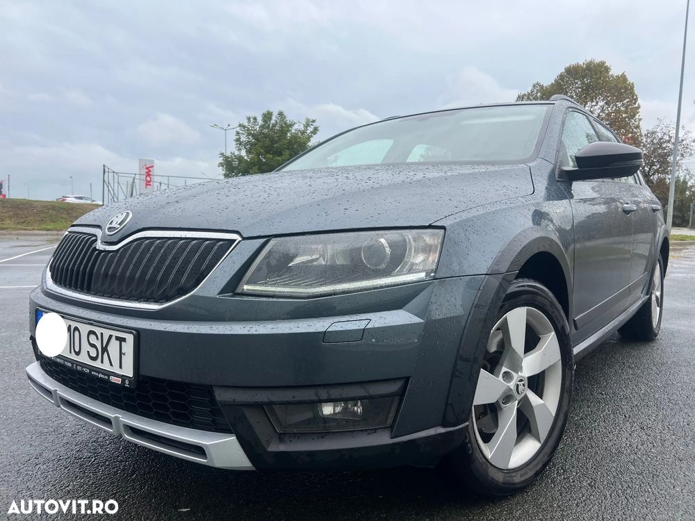 Skoda Octavia Combi 2.0 TDI 4x4 DSG Scout - 12