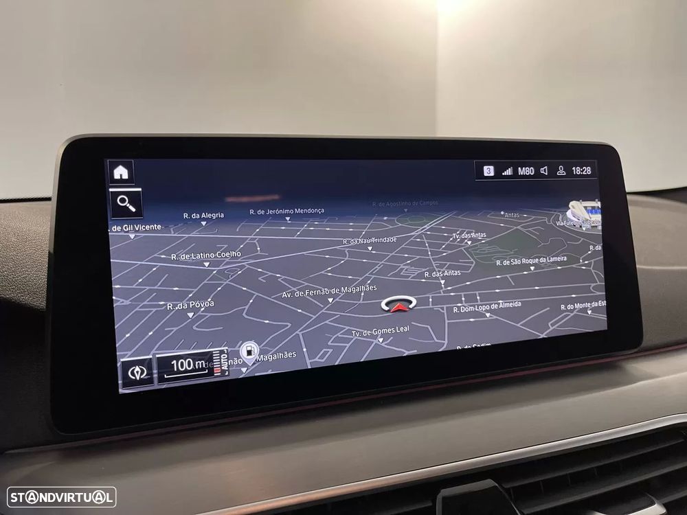 BMW 520 d Pack Desportivo M Auto - 26