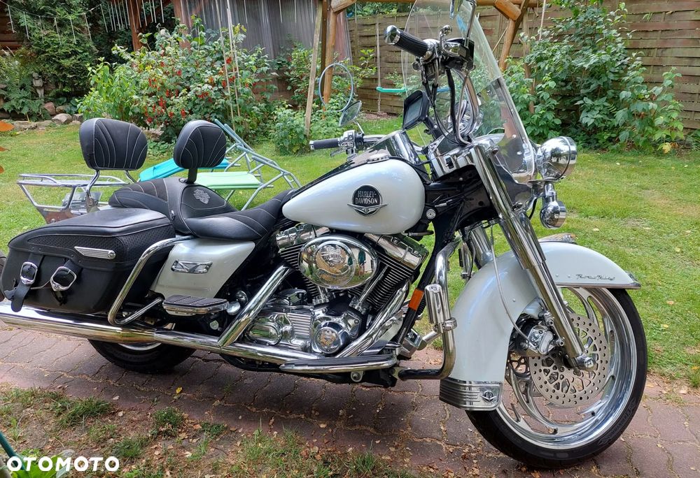 Harley-Davidson Touring Road King - 2