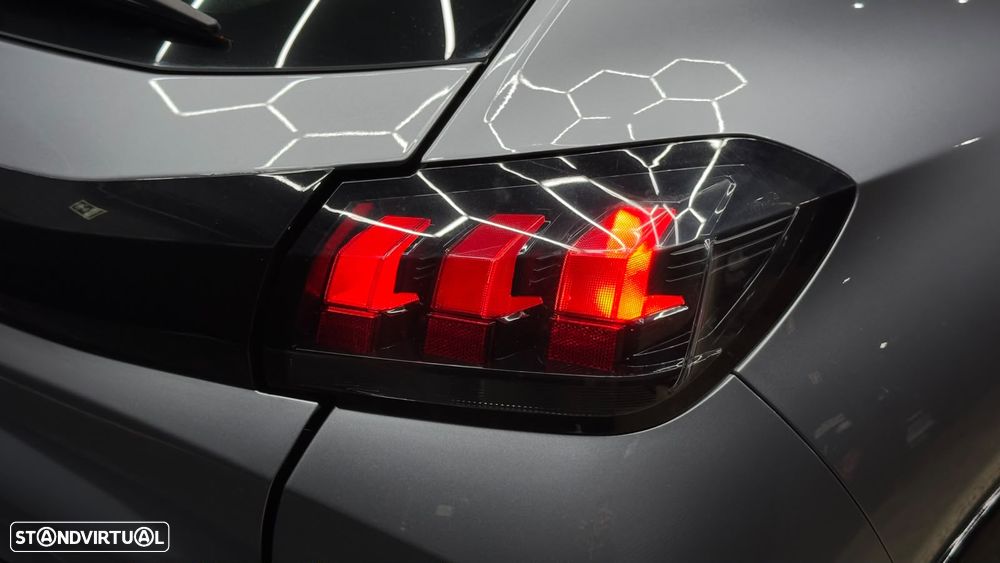 Peugeot e-208 50 kWh Active Pack - 11