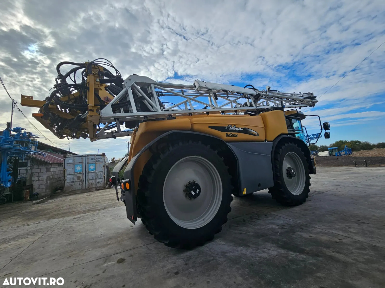 Challenger rogator 635b Leasing 10% - 12