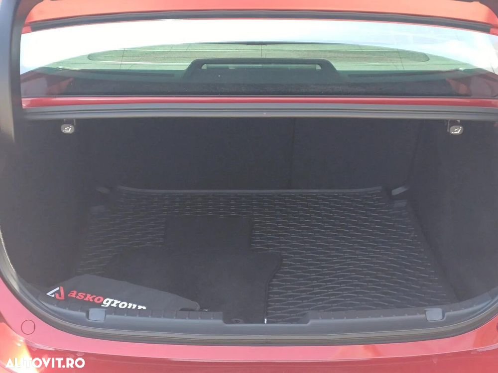 Mazda 3 e-Skyactiv X186 AT MHEV Exclusive-Line - 7
