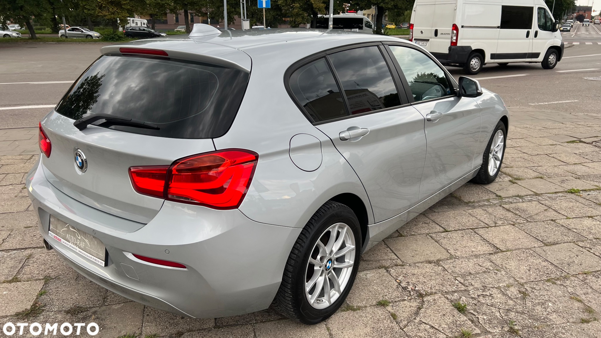 BMW Seria 1 116i M Sport - 8