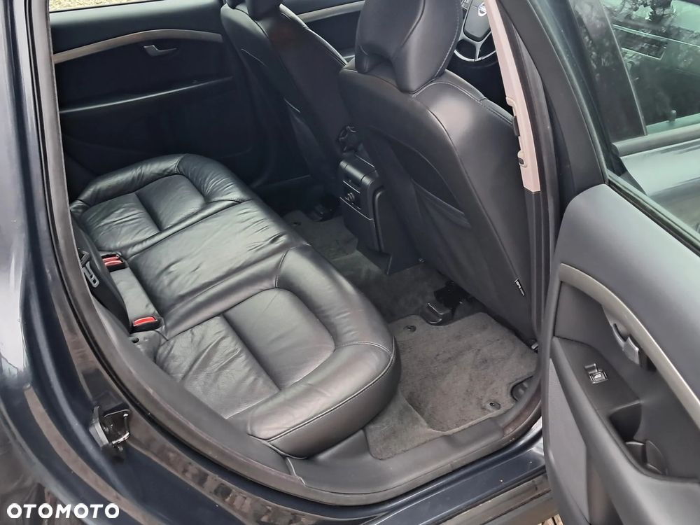 Volvo V70 2.0D Momentum - 18