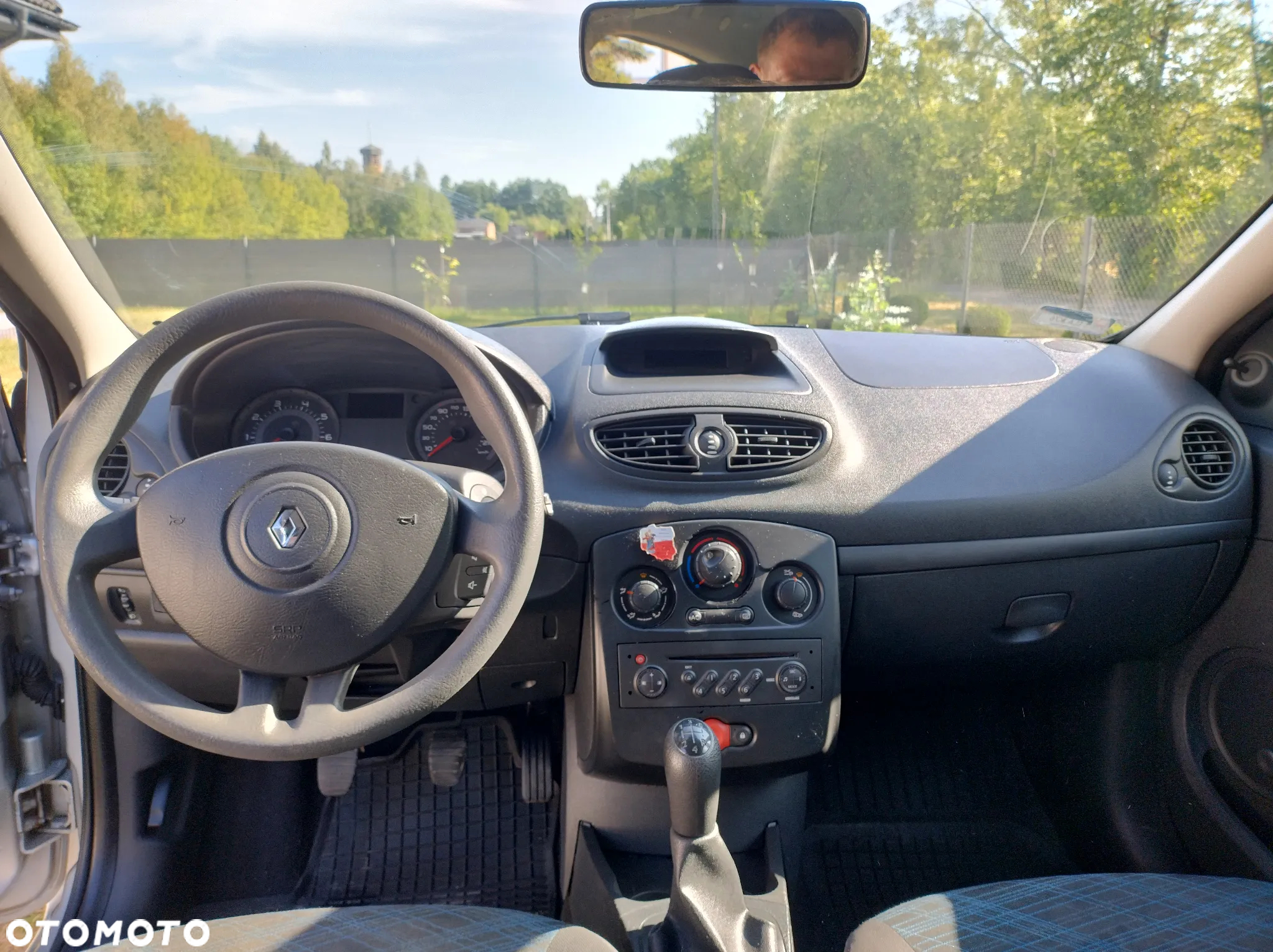 Renault Clio 1.2 16V Authentique - 6