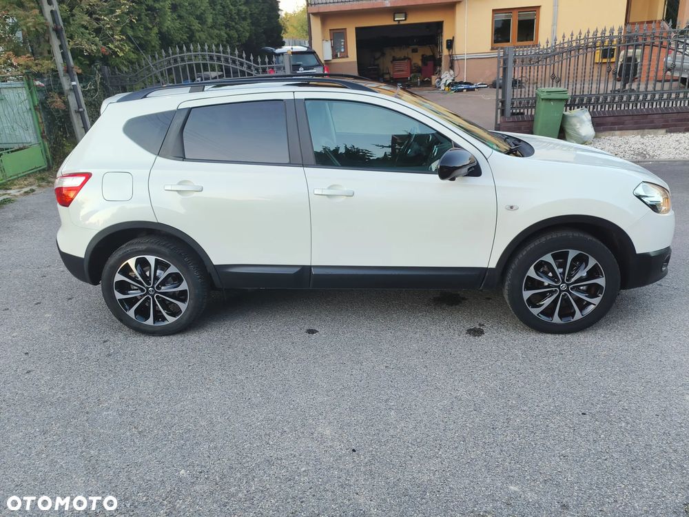 Nissan Qashqai 1.6 360 CVT - 22