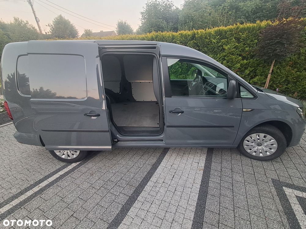 Volkswagen Caddy Max - 9