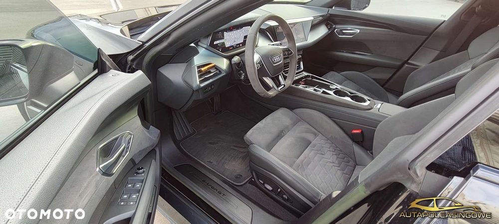 Audi e-tron GT - 12
