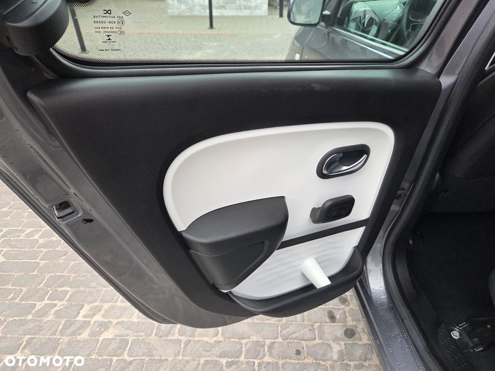 Renault Twingo - 23