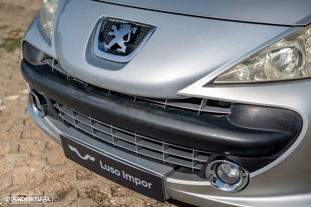 Peugeot 207 CC 1.6 HDi FAP - 7