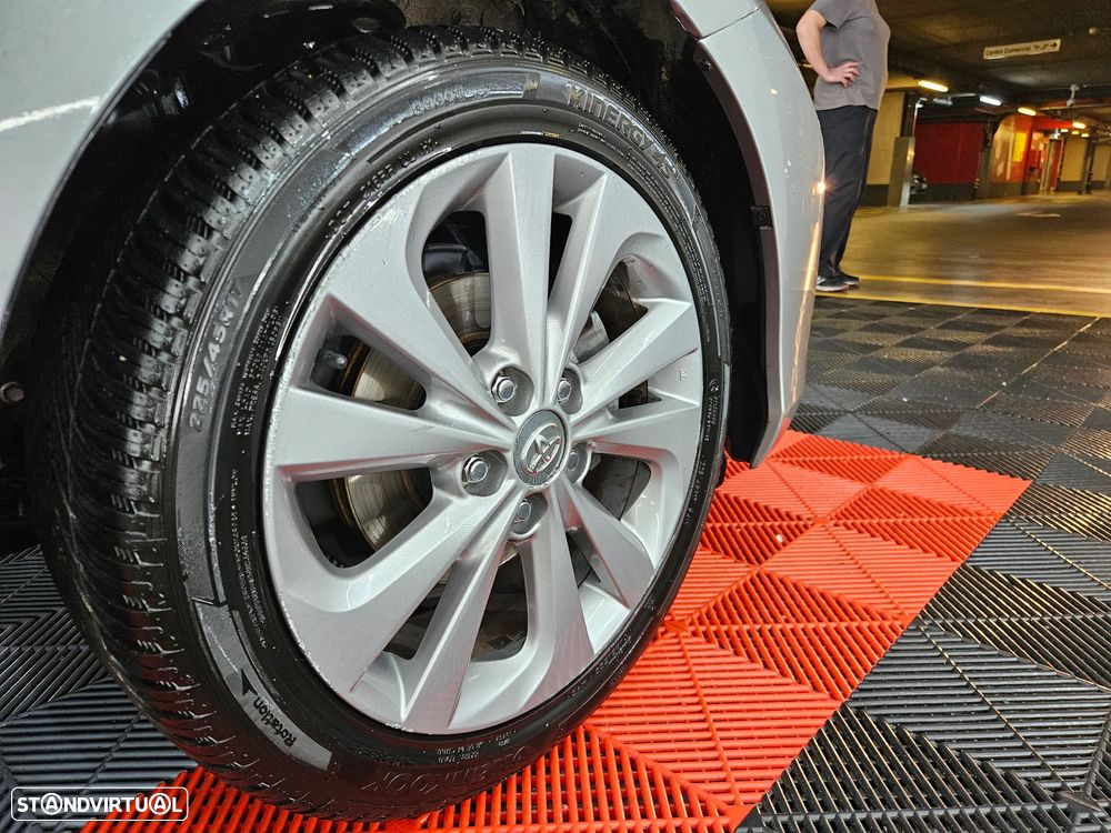 Toyota Auris 1.8 HSD Active - 8