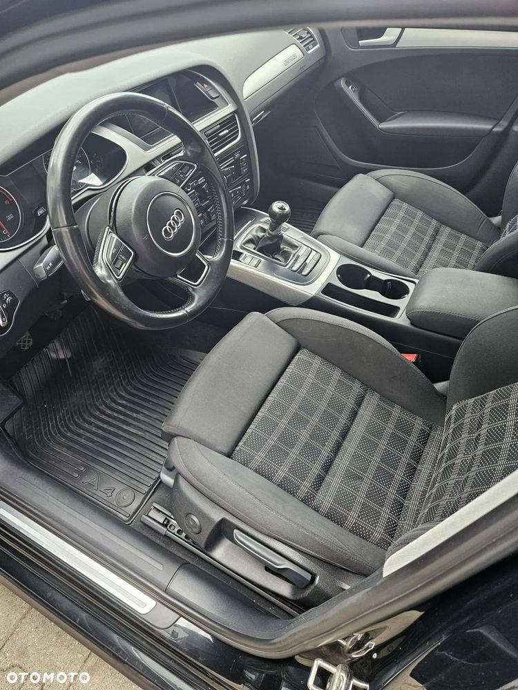 Audi A4 Limousine 2.0 TDI Quattro - 11