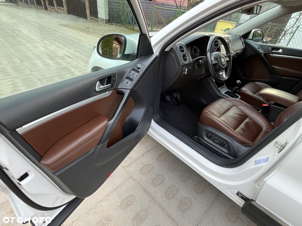 Volkswagen Tiguan 2.0 TDI DPF BlueMotion Technology Cup Sport & Style - 15