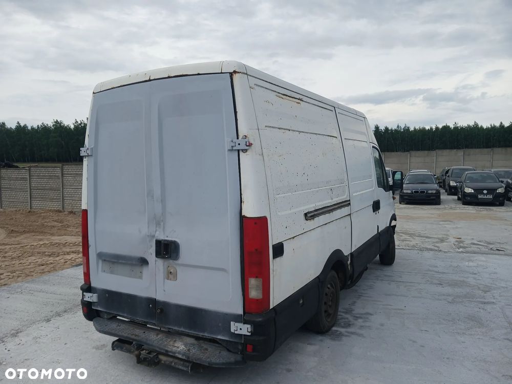 IVECO DAILY III 2.8 HPI CAŁA NA CZĘŚCI CZESCI - 4