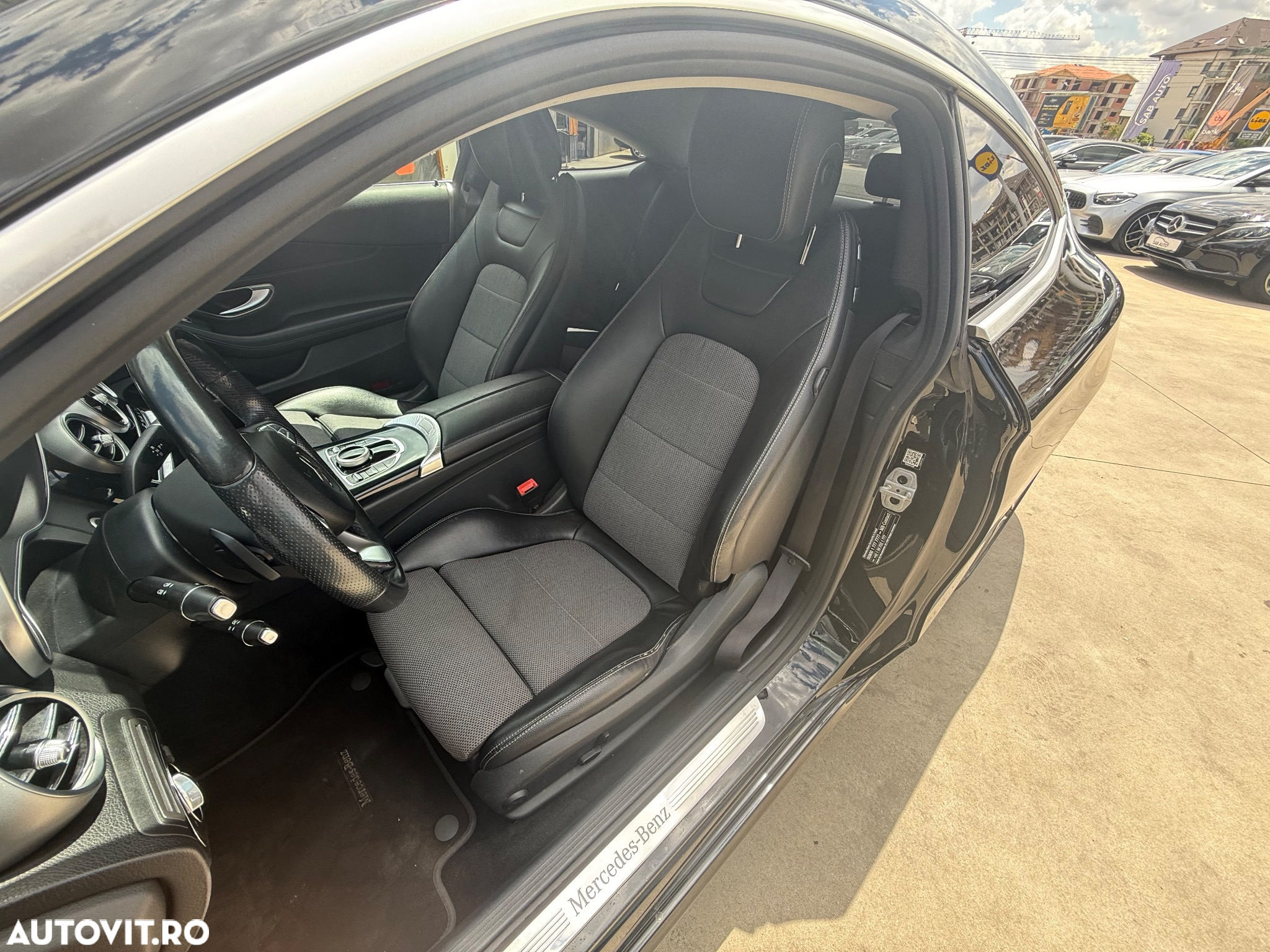 Mercedes-Benz C 180 Coupe 7G-TRONIC AMG Line - 8