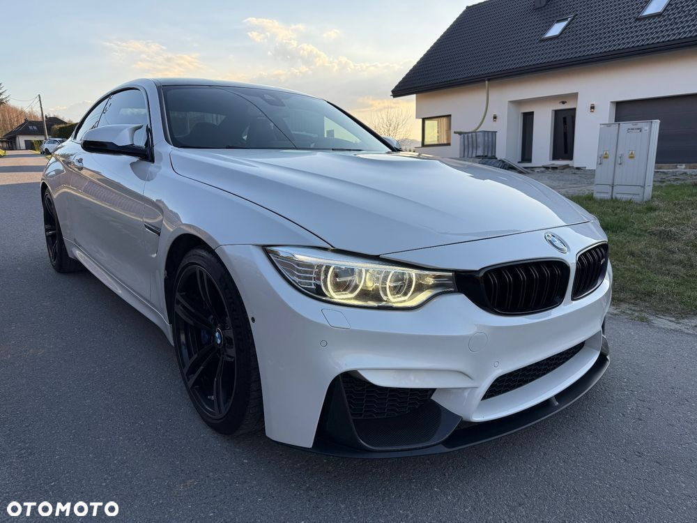 BMW M4 Coupe DKG - 3