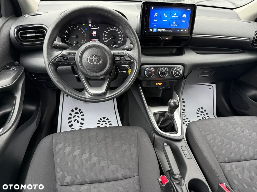 Toyota Yaris 1.5 Comfort - 4