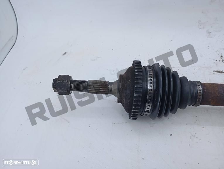 Transmissão Frente Esquerda  Peugeot 206 [1998_2012] 1.4 Hdi - 2