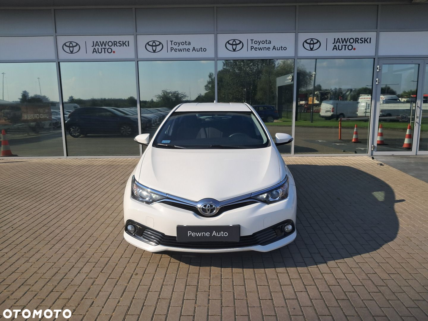 Toyota Auris 1.6 Comfort - 2