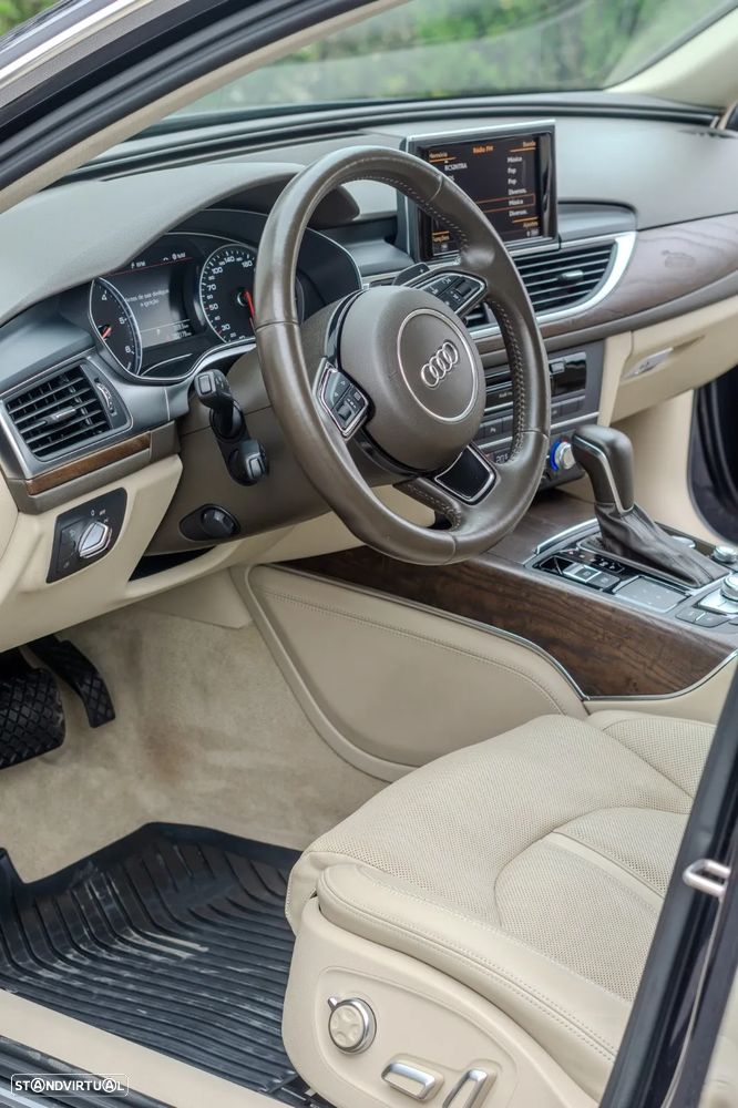 Audi A6 Avant 2.0 TDi Exclusive S tronic - 40