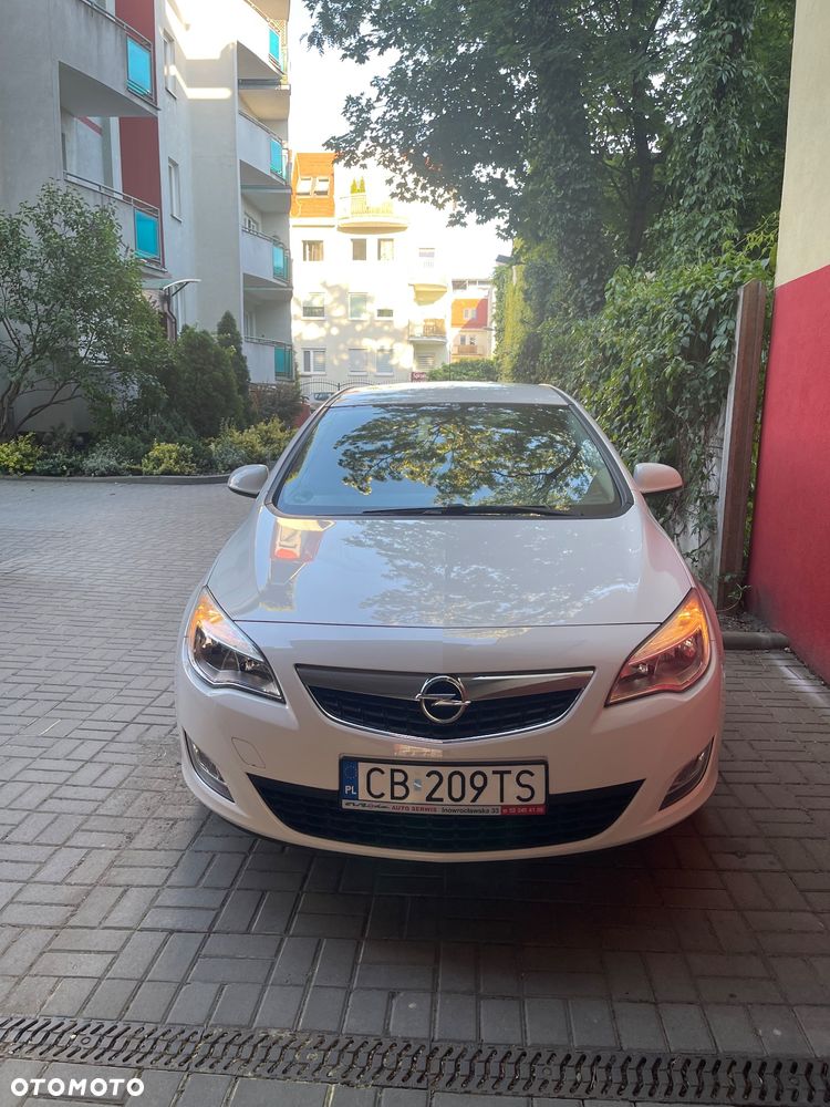 Opel Astra 1.4 Innovation - 4