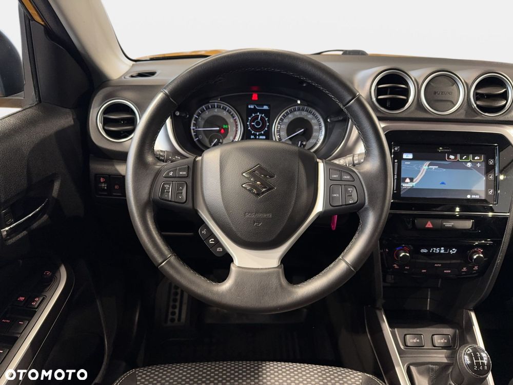 Suzuki Vitara - 17