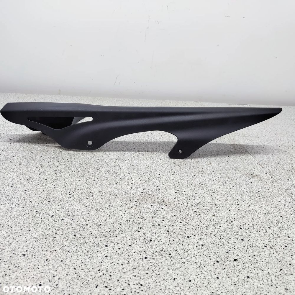 Osłona łańcucha Suzuki Gladisu 650 - 6