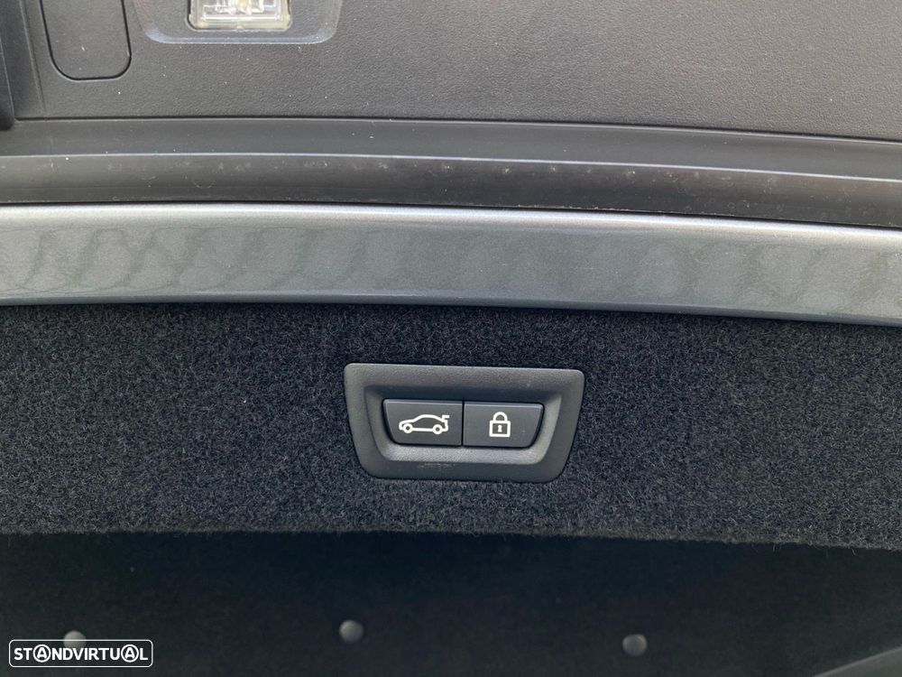 BMW 840 Gran Coupé d xDrive Pack M - 23