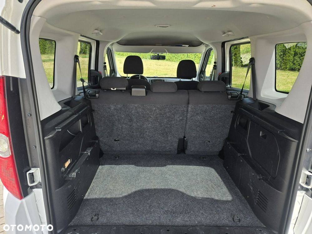 Fiat Doblo - 17