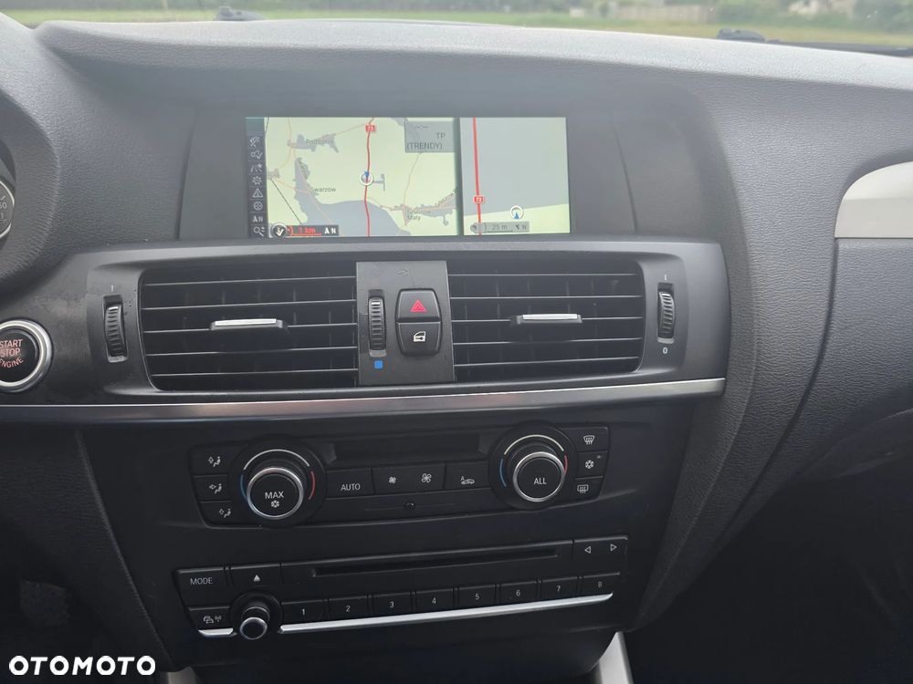 BMW X3 xDrive20d - 11