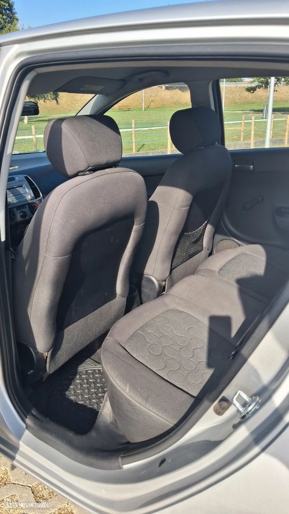 Hyundai i20 1.2 Classic - 27