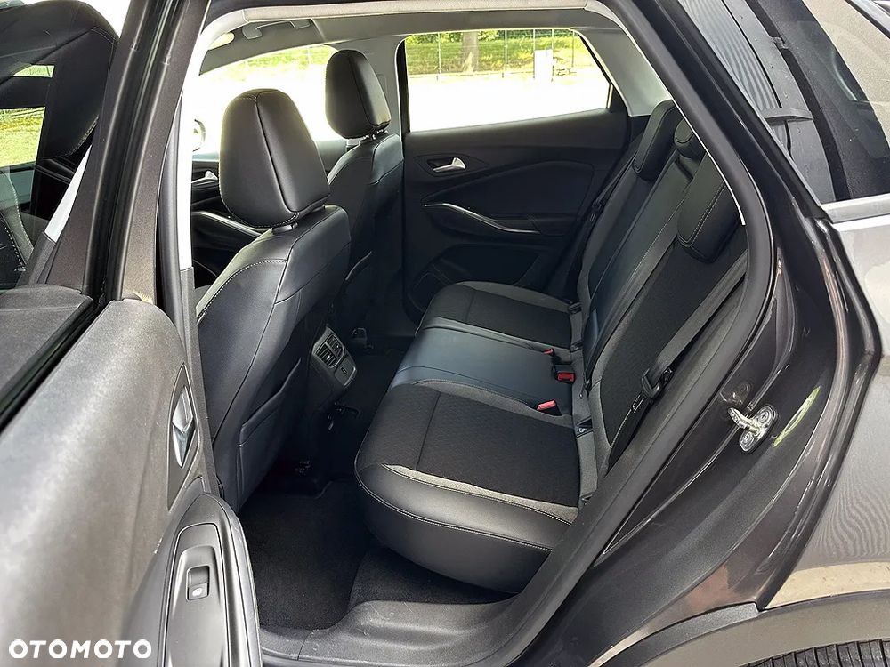 Opel Grandland X 1.2 T GPF Innovation S&S - 23