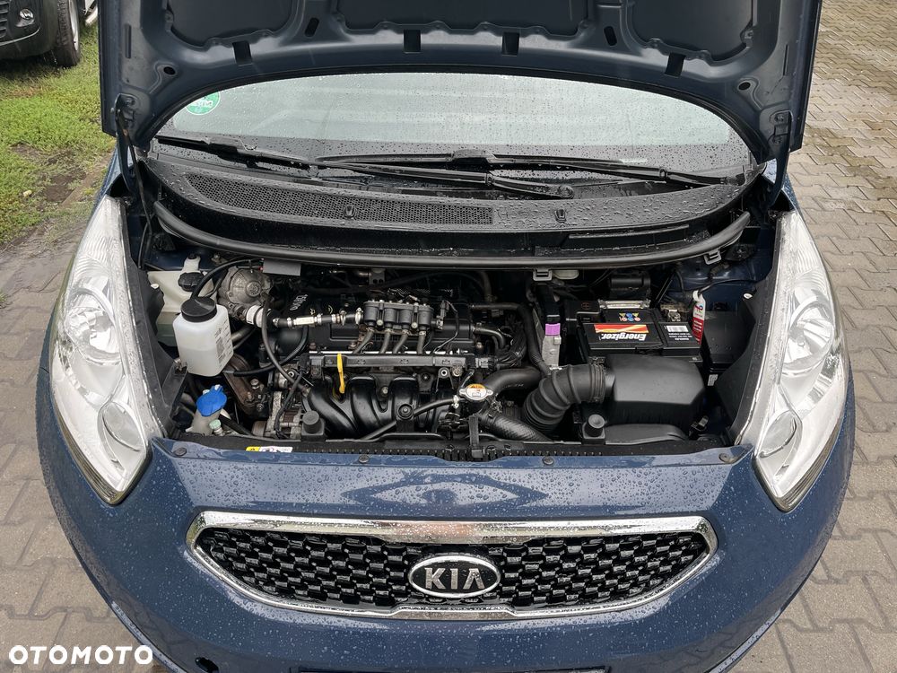 Kia Venga - 5