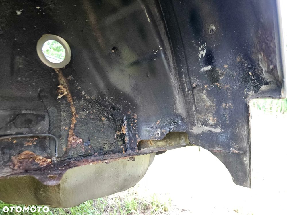 Błotnik Ćwiartka LY7W Poszycie Słupek Próg Podłużnica Dach Audi A6 C6 Sedan - 36
