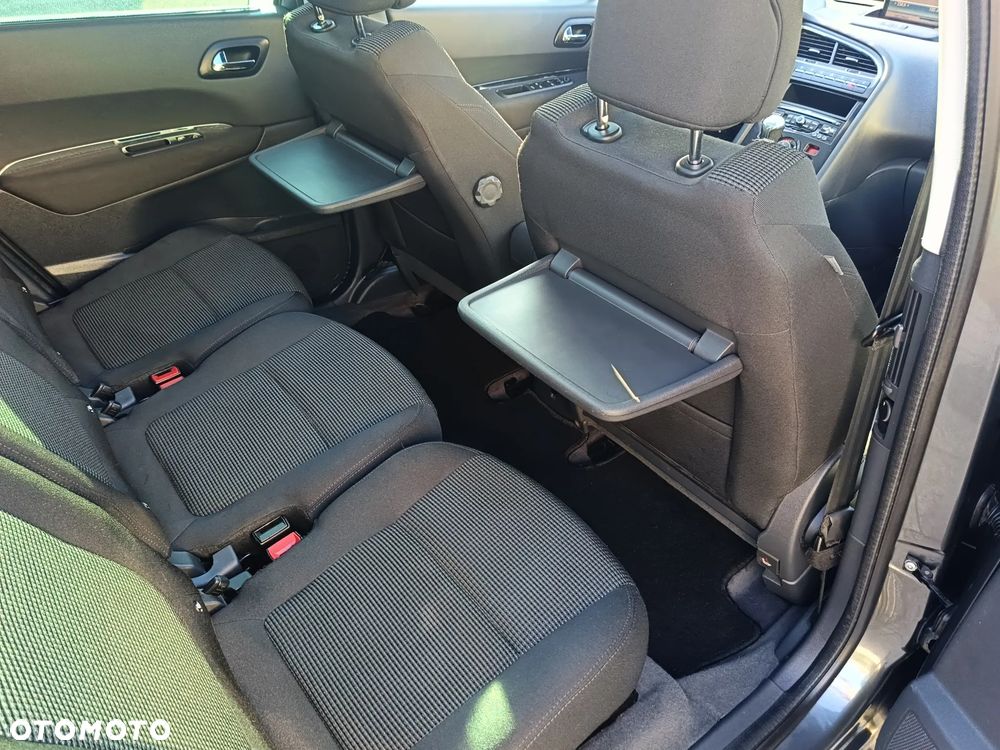 Peugeot 5008 155 THP Automatik Platinum - 16