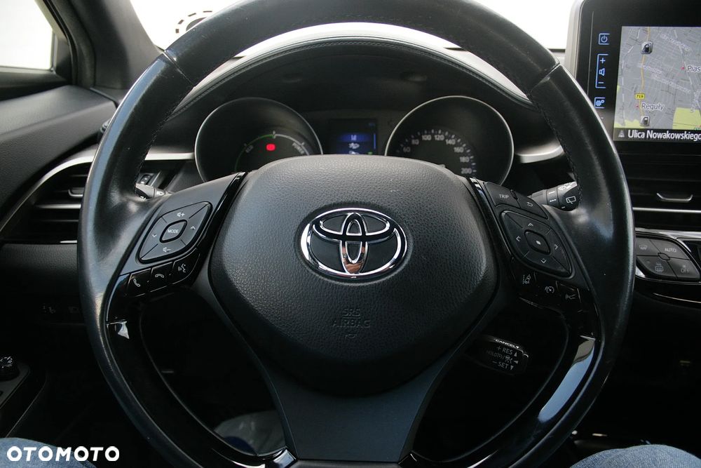 Toyota C-HR - 15