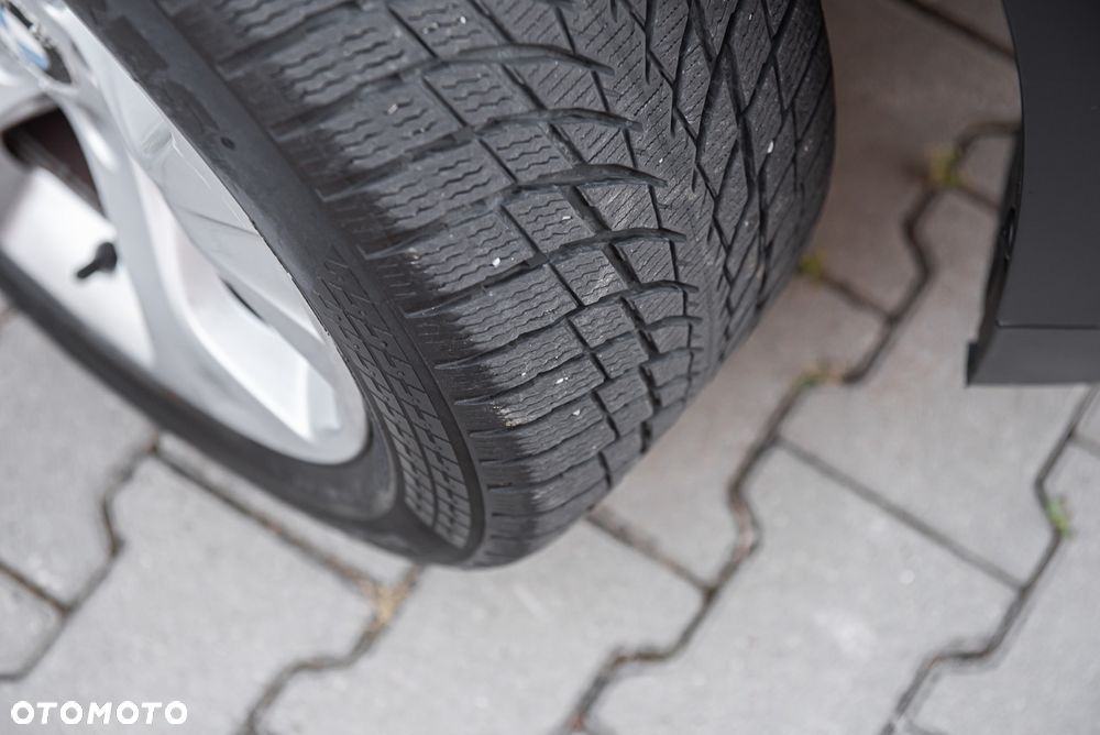 BMW X1 sDrive18d Sport Line - 13