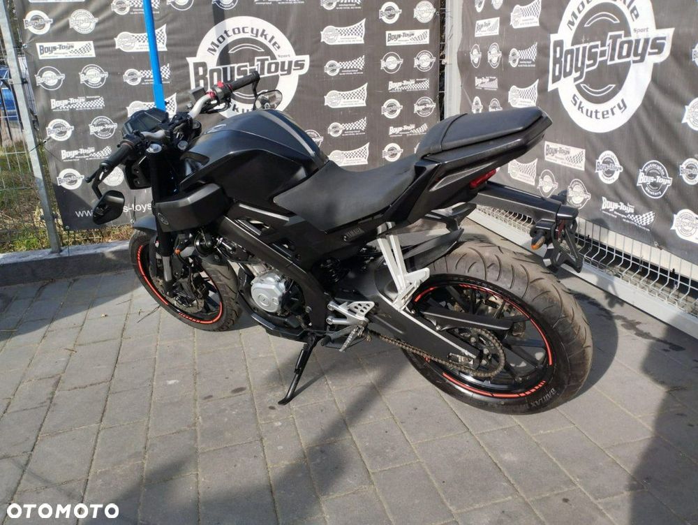 Yamaha MT - 2