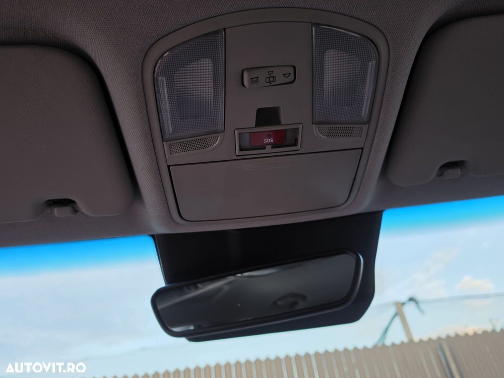 Hyundai KONA Business - 34